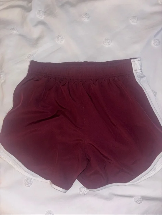 Nike Women’s Maroon and White Virginia Tech (VT) Athletic Shorts - Picture 3 of 3